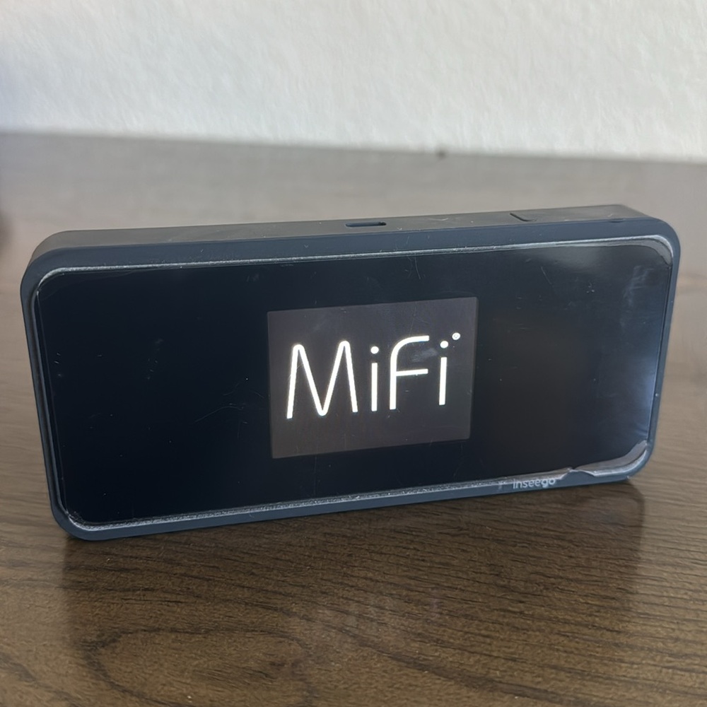 Inseego Mifi M2000B T-Mobile 5G Hotspot